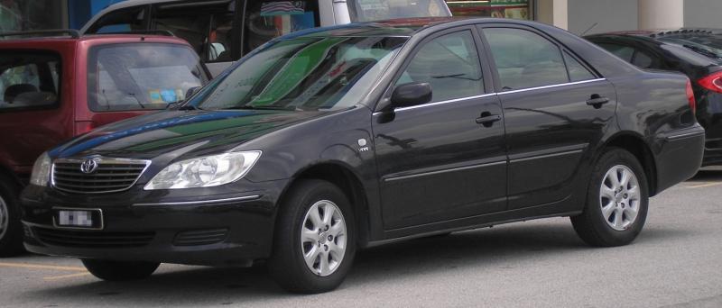 File:Toyota Camry (fifth generation) (front), Serdang.jpg