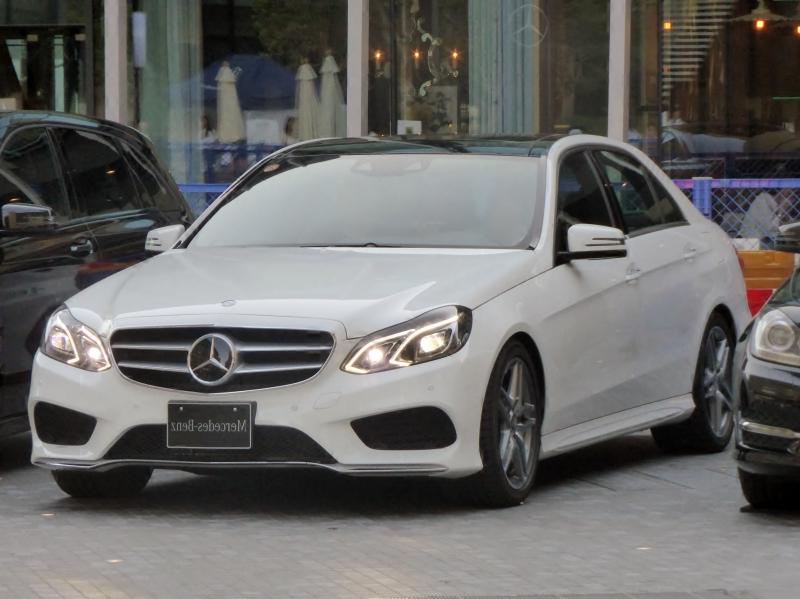 Mercedes-Benz E350 Avangarde (W212)