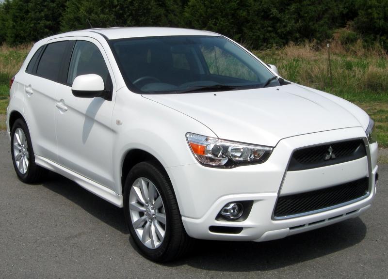 2011 Mitsubishi Outlander Sport SE -- 05-12-2011.jpg